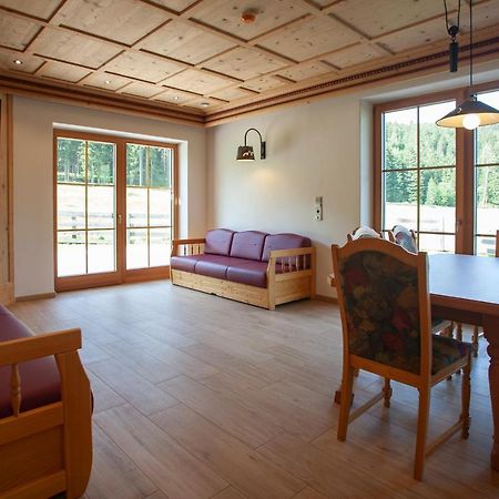 Peil Highend-Basic Apartments San Candido Esterno foto