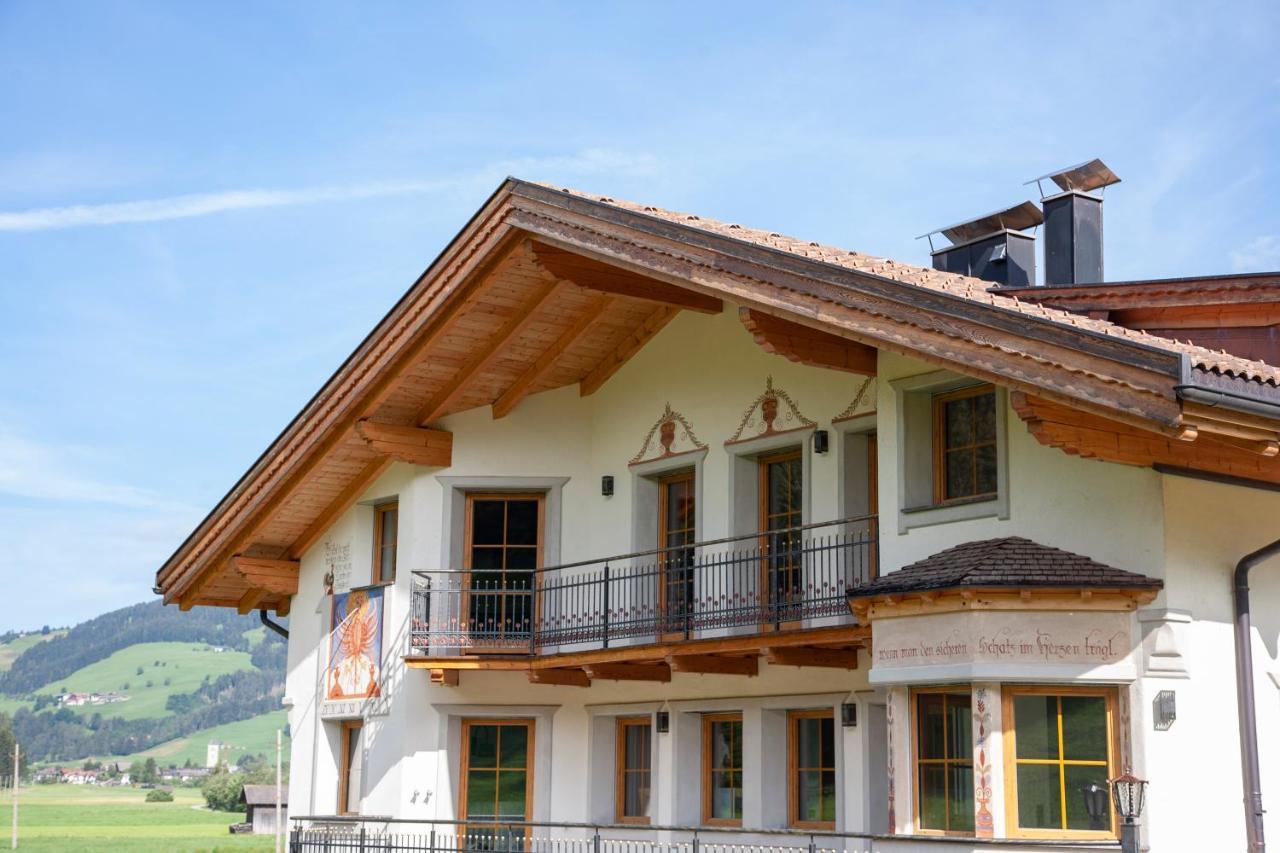 Peil Highend-Basic Apartments San Candido Esterno foto