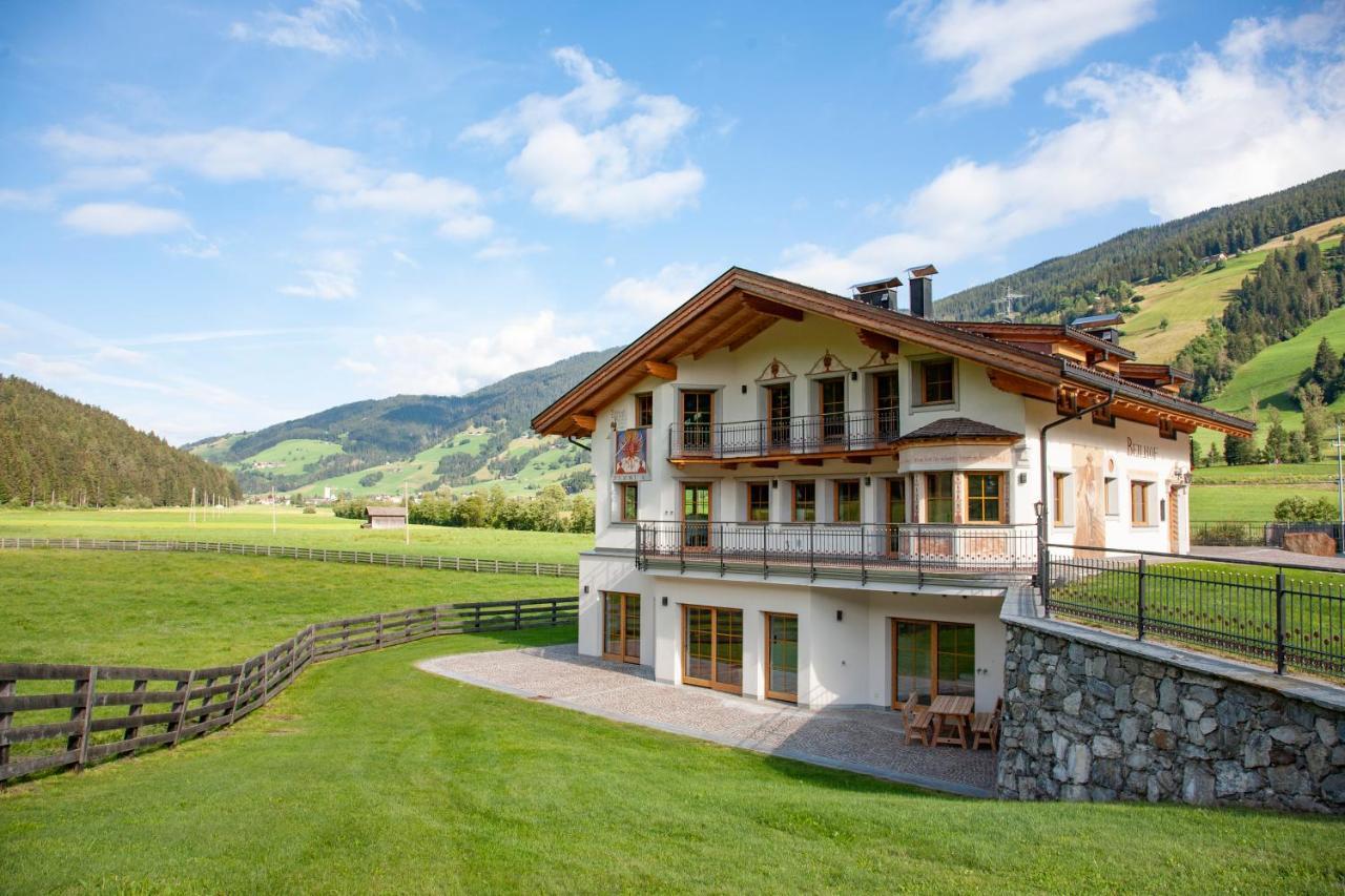 Peil Highend-Basic Apartments San Candido Esterno foto