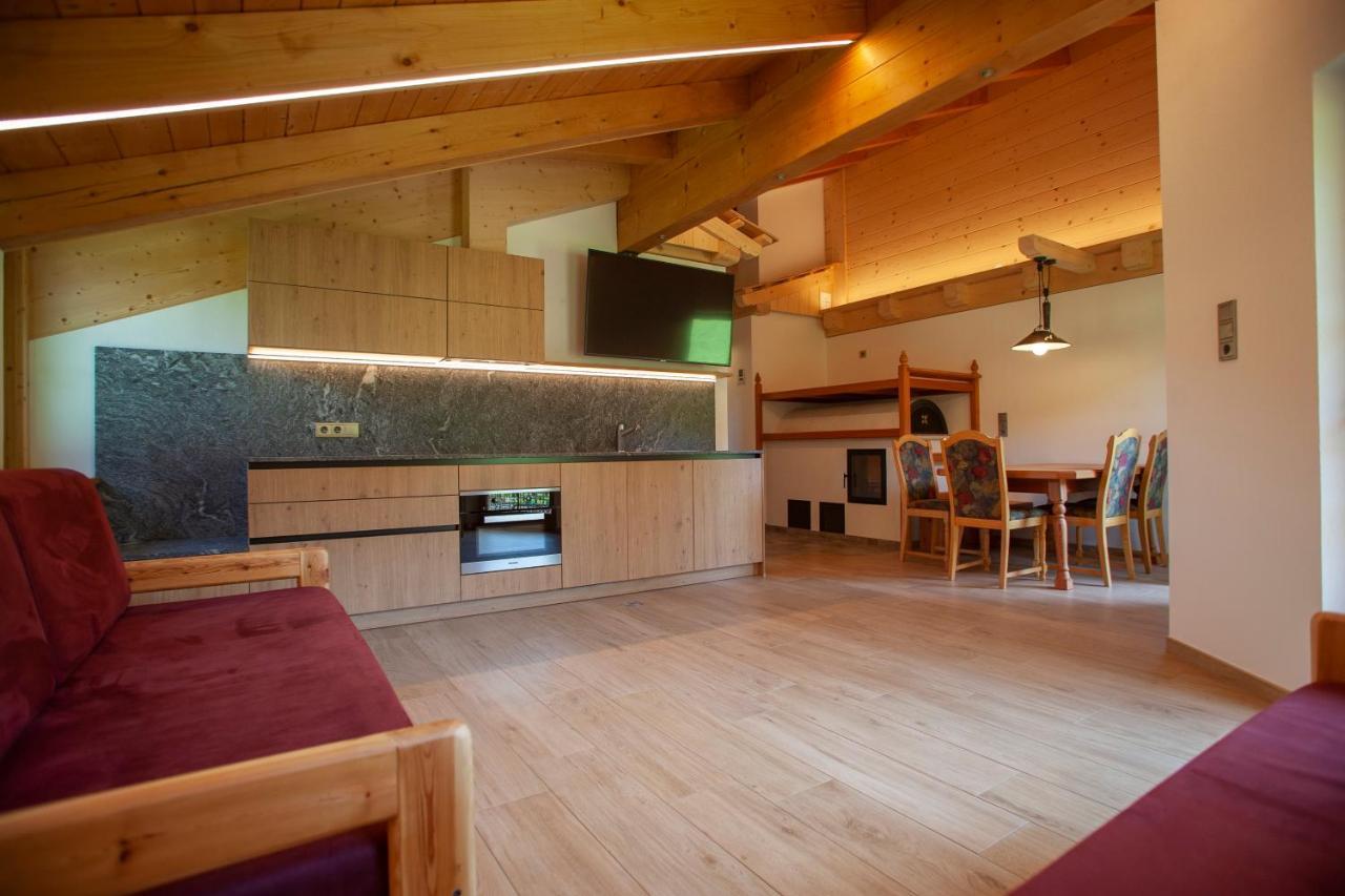 Peil Highend-Basic Apartments San Candido Esterno foto