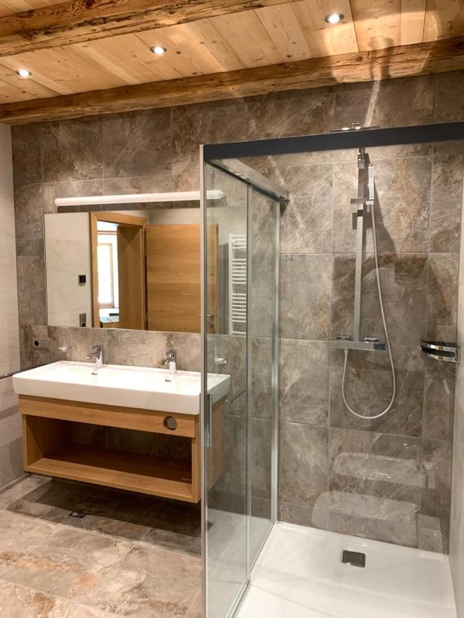 Peil Highend-Basic Apartments San Candido Esterno foto